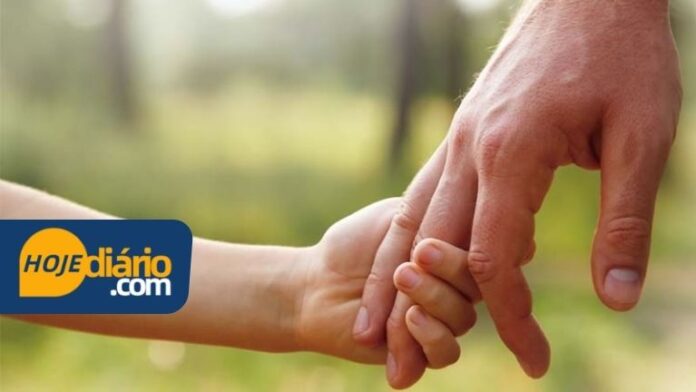 Pai e filho, teste de paternidade, DNA