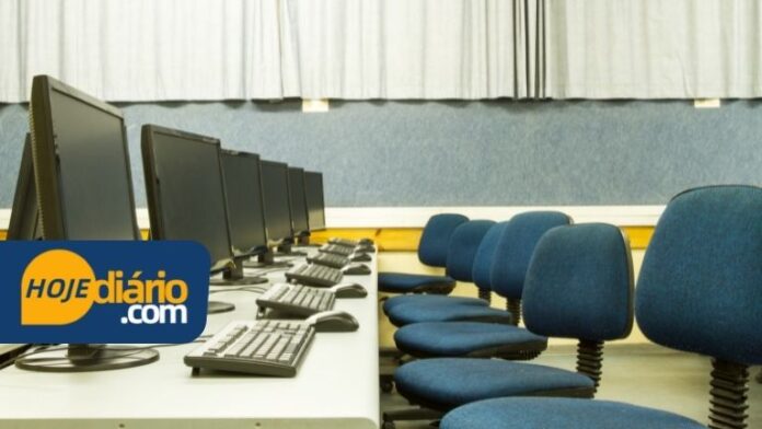 Sala de Aula computadores