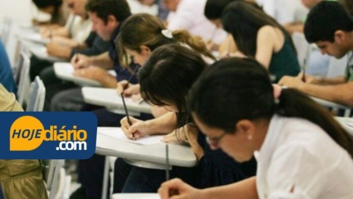 Alunos em sala de aula