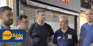 Iluminação da rua Doutor Paulo Frontin, na área central de Mogi das Cruzes, é reforçada