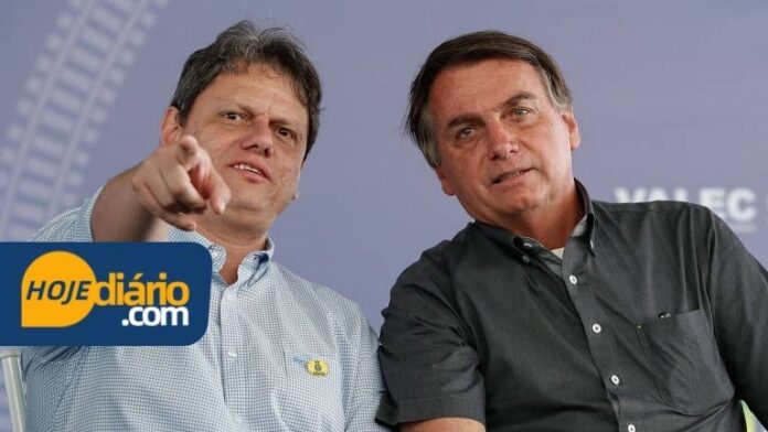 Bolsonaro e Tarcísio de Freitas
