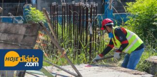 Prefeitura de Poá retomou obra de construção do novo viaduto na última segunda (25)