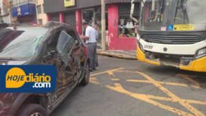 Acidente entre carro e ônibus deixa seis feridos na região central de Mogi das Cruzes