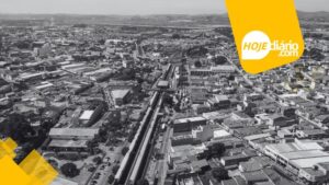 Criança morre afogada em piscina de condomínio em Poá, nesta quarta-feira (19) Cidade de Poá Preto e Branco