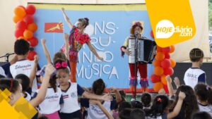 escola municipal alunos Suzano música