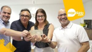 Em Mogi das Cruzes, prefeita recebe cheque de R$ 1,6 milhão devolvido pela Câmara Municipal de Vereadores