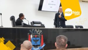 Na Câmara de Suzano, Secretária de Esporte apresenta balanço de obras realizadas em campo do Jardim Nova América e na piscina do Parque Max Feffer
