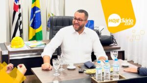 Saulo Souza prefeito de Poá