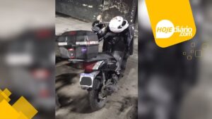 Em Poá, adolescente é apreendido pela Polícia Militar por roubo de moto