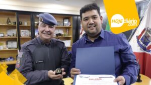 Prefeito de Suzano é homenageado com medalha do 32º Batalhão da Polícia Militar