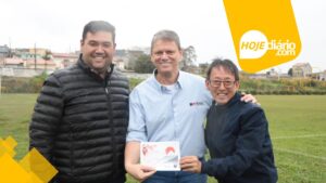 Presidente da Câmara de Vereadores de Suzano, Artur Takayama, convida pessoalmente o governador para sessão solene em Suzano, que celebrará os 117 anos da Imigração Japonesa