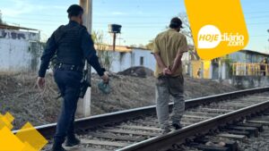“Operação Narcos”: rápida ação da GCM de Itaquaquecetuba apreende mais de 500 porções de drogas e prende indivíduo