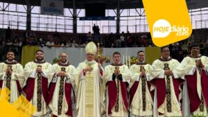 Em grande cerimônia na Arena Suzano, Diocese ordena sete novos padres naturais de Suzano, Poá, Mogi das Cruzes e região
