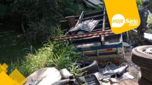 Em Mogi das Cruzes, Polícia Militar localiza carro roubado em desmanche