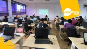 CRESCER Mogi das Cruzes / Sala de Aula/ Informatica