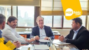 Prefeito de Suzano reforça pedido ao Governo do Estado por leitos de hemodiálise na cidade e investimentos na saúde, com apoio do deputado André do Prado