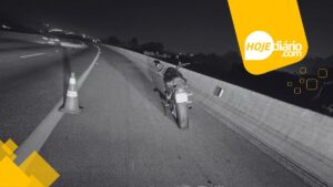 Casal em motocicleta morre após acidente no Rodoanel em Poá; vítimas caíram de viaduto de dez metros