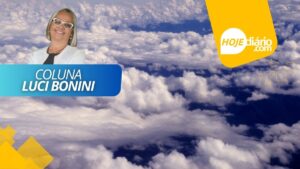 "Andando nas nuvens", por Luci Bonini