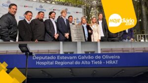 Em Suzano, Hospital Regional do Alto Tietê (HRAT) é renomeado em homenagem ao ex-prefeito Estevam Galvão de Oliveira, e Governo do Estado anuncia expansão de hemodiálise e leitos; assista