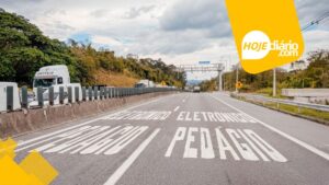 Novos pedágios eletrônicos começam a operar nas rodovias Mogi-Bertioga (SP-098) e Mogi-Dutra (SP-088), neste sábado (1º); preços vão de R$ 0,57 a R$ 6,95 pedágio flow free