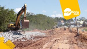 Mais da metade da obra de prolongamento da avenida Senador Roberto Simonsen, em Suzano, já foi concluída; entrega permanece prevista para dezembro Obras Avenida Senador Roberto Simonsen
