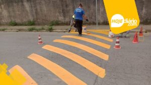 Prefeitura de Suzano alcançou 132 vias com sinalização e outras 50 com “Tapa-Buraco” somente em outubro deste ano Secretaria Municipal de Transporte de Suzano alcançou 132 vias com sinalização e outras 50 com ‘Tapa Buraco’