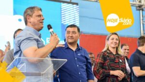 Rodrigo Ashiuchi Tarcísio de Freitas Larissa